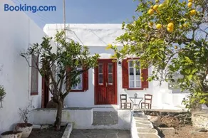 Traditional house in Sifnos - Image 3