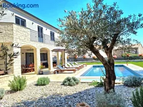 Villa Ajda with heated privat pool, jacuzzi, sauna, 4 bedroom, 4 bathroom - Image 2