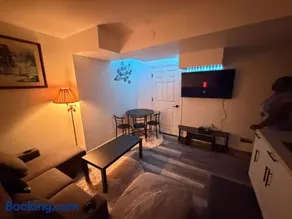 Comfy Haven Family Friendly 2 Bedroom suite - Image 4
