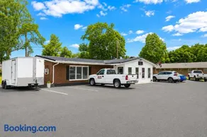 Rocky Mount Motel near Hwy 220 - Image 1