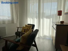 Appartement à Ciboure avec piscine chauffée et parking privé - Image 3