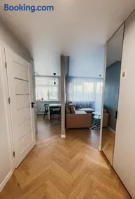 Vytautas Park Apartment with FREE Parking - Image 5