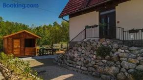 PLITVICKA KUCA M - Holiday Lodge - Image 2