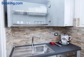 Gru House - Image 2