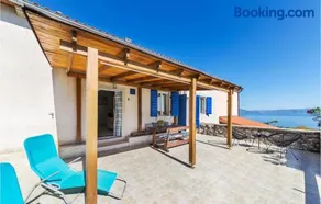 Four Bedroom Holiday Home Labin With Sea View 08 - Image 1