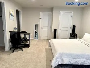 Home Away - Image 5