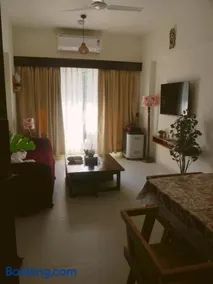 Luxe 2BHK flat with pool, WiFi, Netlfix, kitchen - Image 2