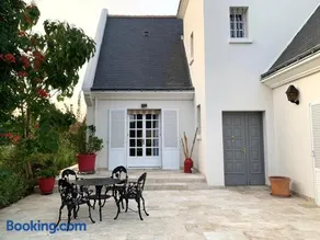 La Tour de Saint Cyr - Image 5