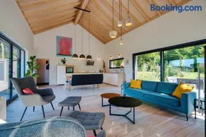 Wäller Haus - Modern villa with fireplace & large natural garden - Image 1