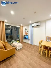 It Dust Homestay 1 - The Ocean Apartment - Image 2