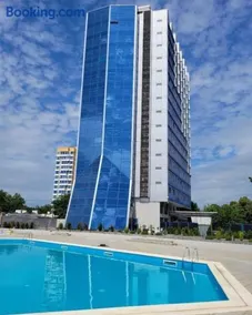 Serenity Sea View Apartment - Image 1