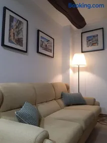 Piso con encanto en la parte vieja. - Image 4