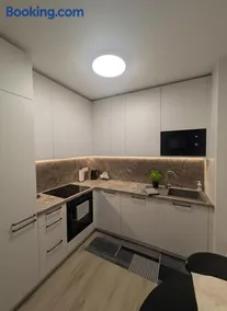 Bratislava, SADBA Family Apartment, Balcony, Free Parking, Airport 1km, Old Town 8km - Image 1