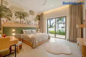 Lindsay Manor Casa Tia 4BHK Pool Luxury - Image 1