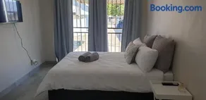 Bayswater Guest Rooms - Image 1