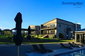 Apex Boutique Hotel - Image 4