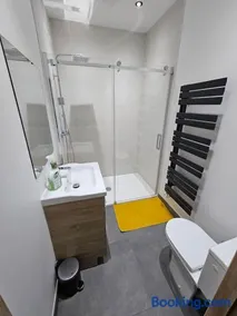 Logement neuf Parking privé Direct RN4 Netflix - Image 3