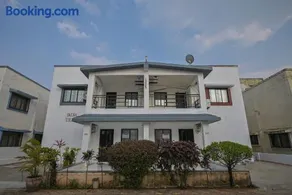 Jalsa Villas - Image 1