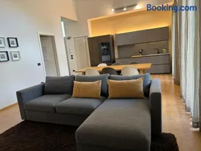 Lovely Loft & Flat - Image 2