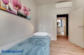 Lido's Garden Apartment - Image 3