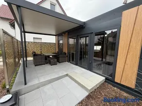 Modern designer apartment with a private terrace - Image 1