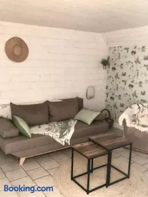 Charmant Petit gite au milieu de la Verdure - Image 3