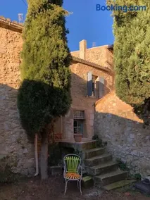 Maison de caractère au coeur de la Provence - Image 1