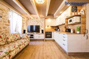 Holiday house Ivana, Zadar, Vinjerac - Image 1