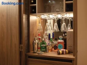 Beachwood 21 - Image 2