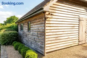 The Annex is in the beautiful Ashdown Forest - Image 3