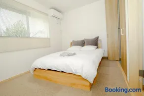 Olina's House - Image 3
