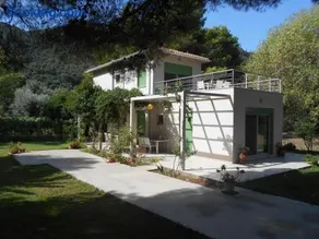 Brunello Seaside Apartments - Image 1