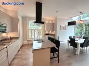 Cheshire Hospitality Ltd Trading As Lennox Lea Studios and Apartments - Image 2