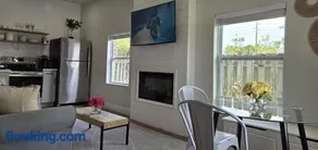 Endless Summer Cottage - Steps off Atlantic! - Image 1
