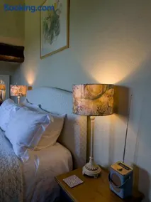 Braithwaite Hall Apartment - Image 4