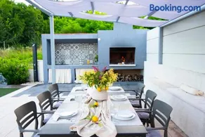 Holiday home Sika with heated pool near Split - Image 2