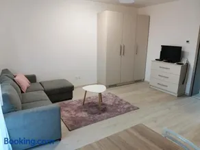 Éva Apartmanház - Image 1