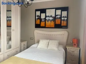 APARTAMENTO NIK en casa chalet con parking y jardin - Image 4