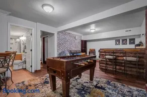 Lillas Cozy Cabin Where Comfort Meets Fun - Image 2
