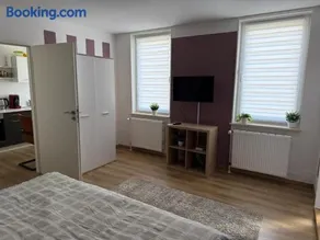 Gemütliches Appartement 1 - mit Küche und Bad zur Eigennutzung -Schuster Homes- - Image 2