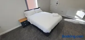SELF CHECK IN APARTMENT in BARNSLEY CENTRAL - Image 4