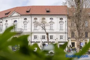 Apartment Napoleon - Image 1