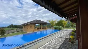 Katah Montana Villa - Image 5