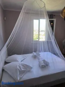 Maison chaleureuse à Ajaccio avec vue sur le jardin - Image 3