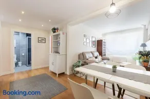 Aston - Apartamento en el centro de Bilbao Garaje incluido - Image 4