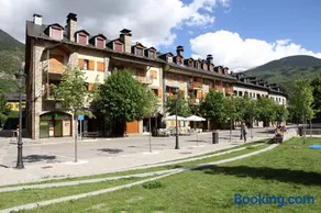 Apartamentos Los Tilos - Image 2