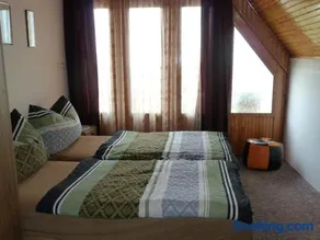 House Sophie - Image 3