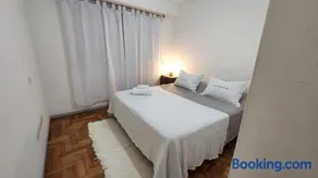 Casa Azcuénaga - Parque - Zona comercial - Aerop 15 min - Image 1