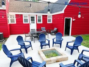 Beach Barn Bungalow - Image 2