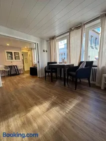 Gemütliches City-Apartment mit Kitchenette & Café im Haus - Image 5